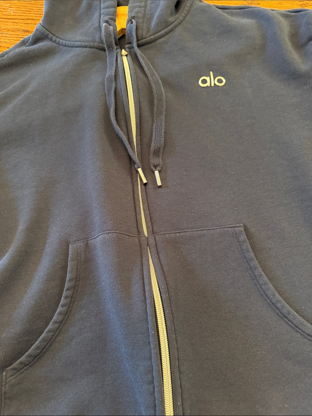 Alo Yoga Navy Blue Cropped Full Zip Hoodie Sweatshirt Logo Athleisure - Picture 14 of 14
